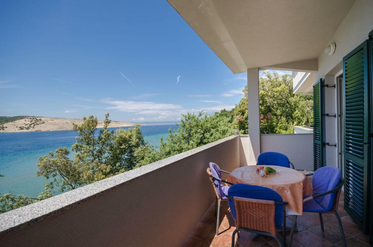 Apartments By The Sea In Lopar Exterior photo